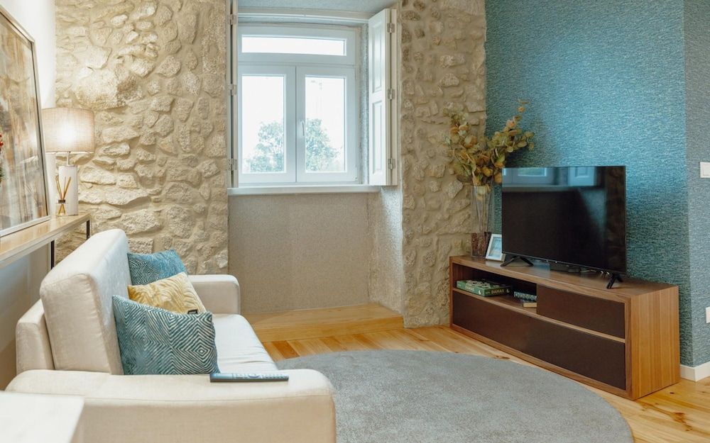 Oporto Pool Apartment by Vacationy Apartment 17