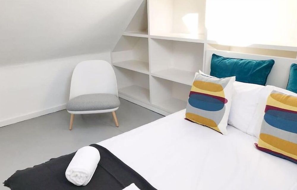 undefined Downtown Fantail 10