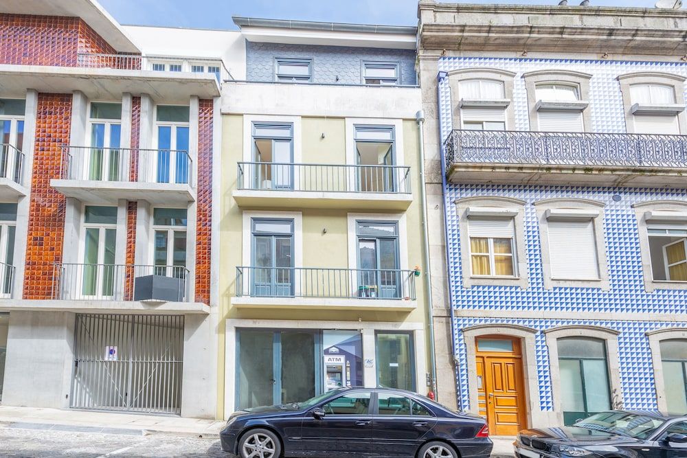 undefined 12 Sweet Caroline