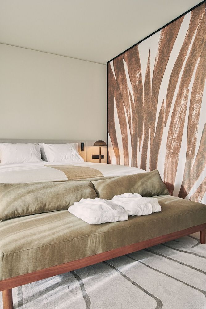 undefined Prim&Proper 3