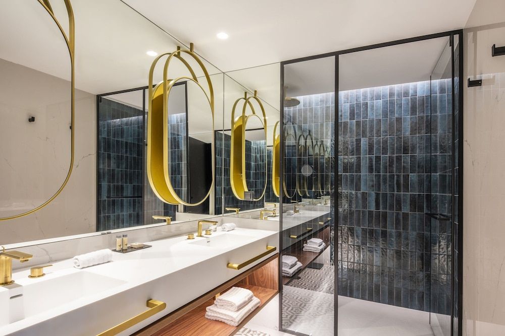 Renaissance Porto Lapa Hotel Deluxe Room, 2 Twin Beds, City View 3