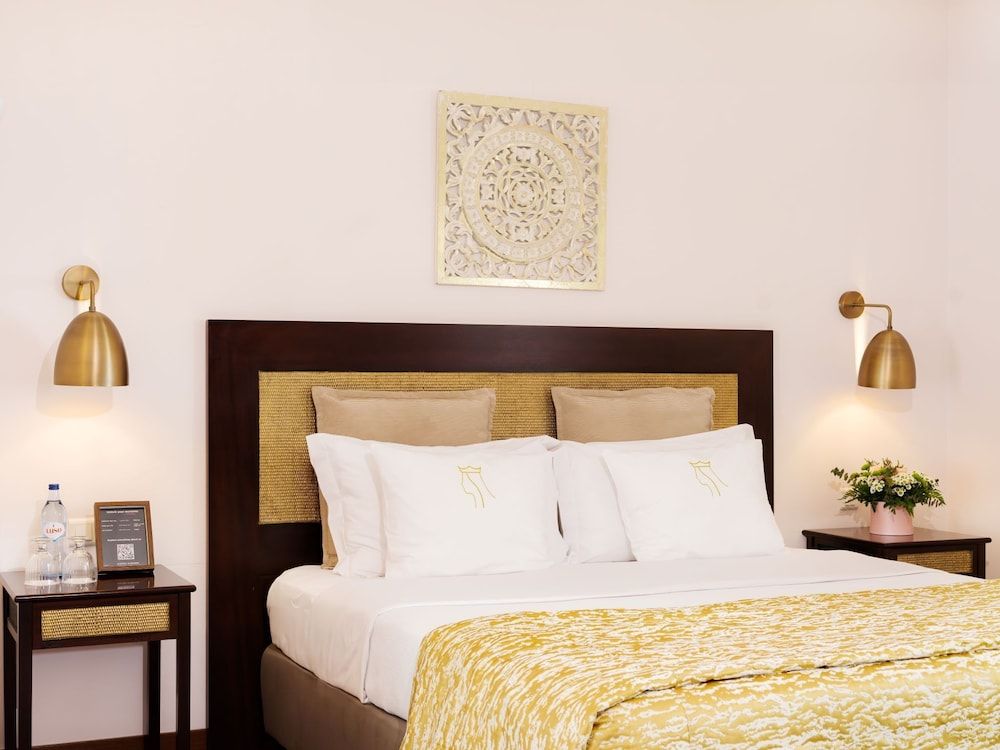 Queen Room