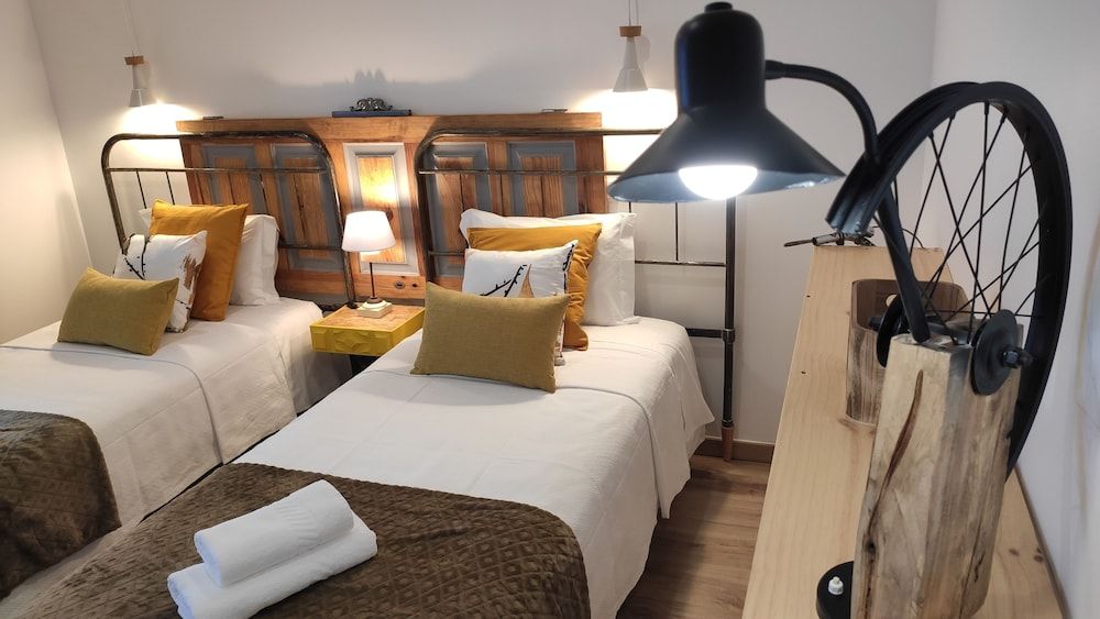 Laranjeira das Loiras Junior Twin Room 4