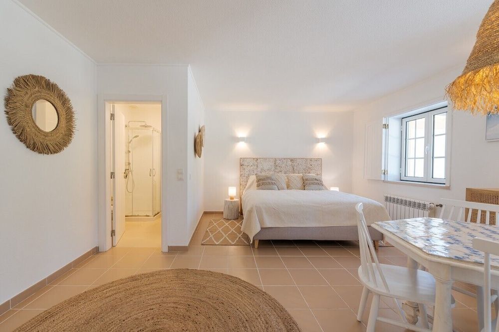 Deluxe Apartment, 1 Bedroom, Poolside