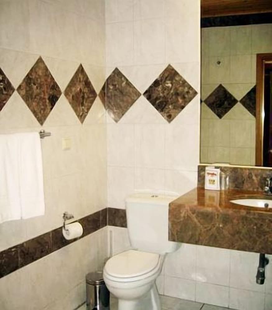 Hospedaria Frangaria Economy Twin Room 4