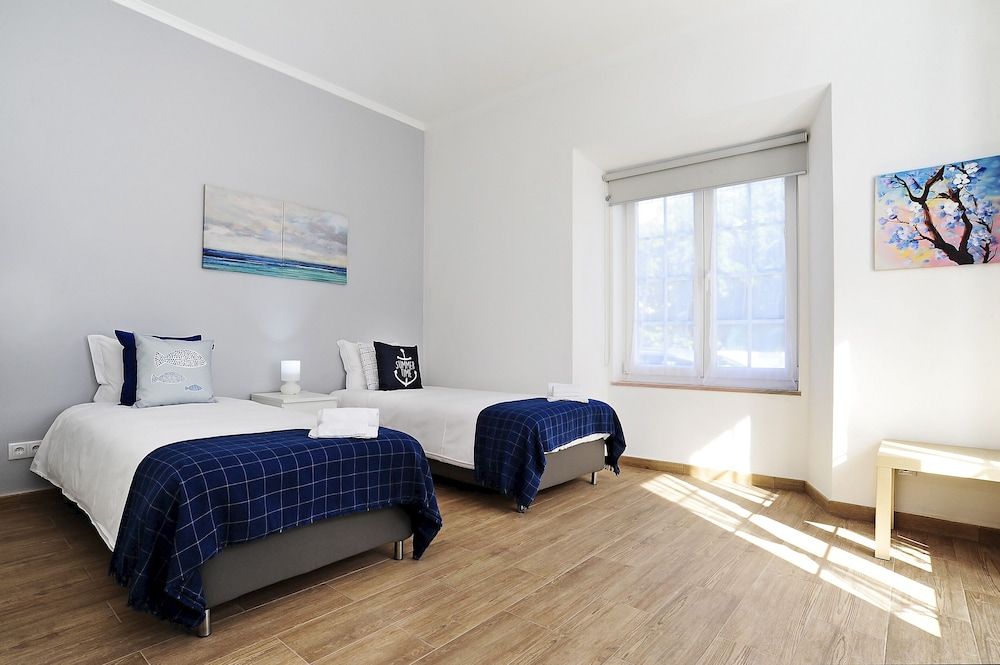 Apartment, 2 Bedrooms (Oeiras 7)