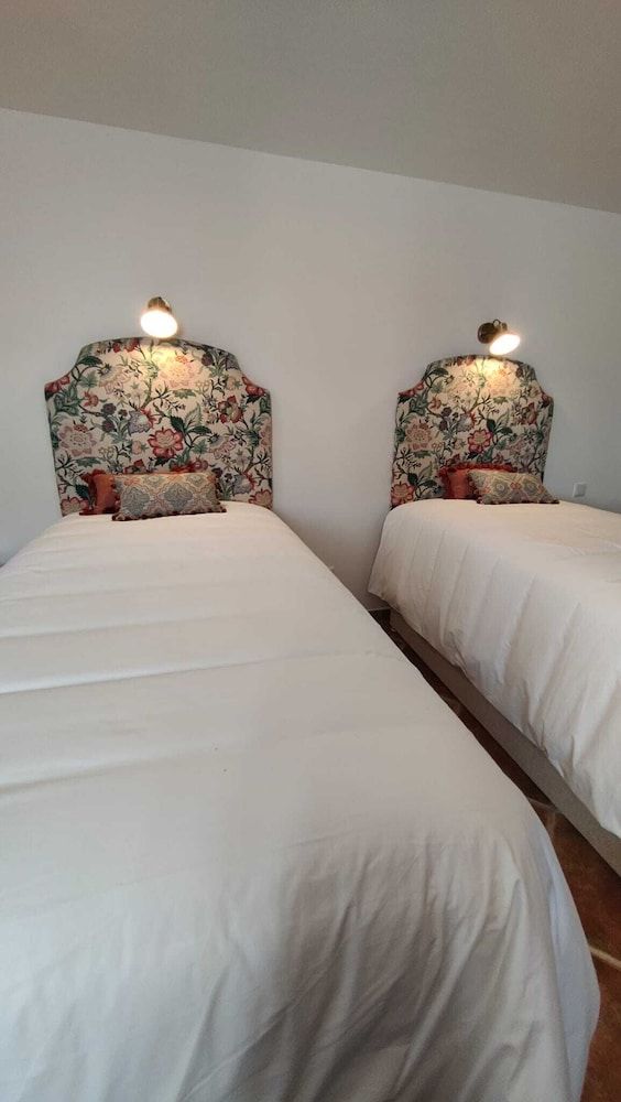 Classic Twin Room