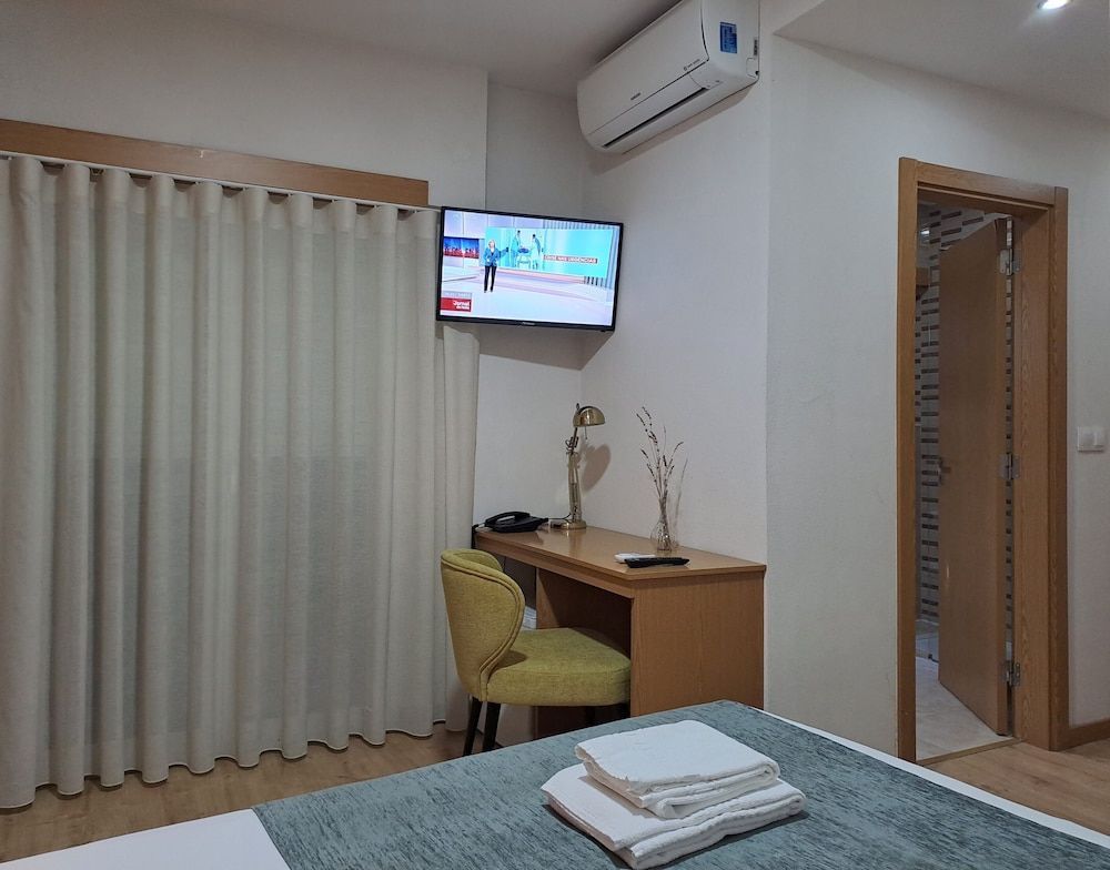 Hotel Square Classic Double Room 3