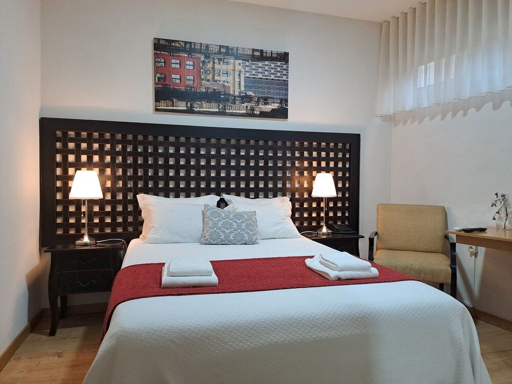 Hotel Square Economy Double Room 2