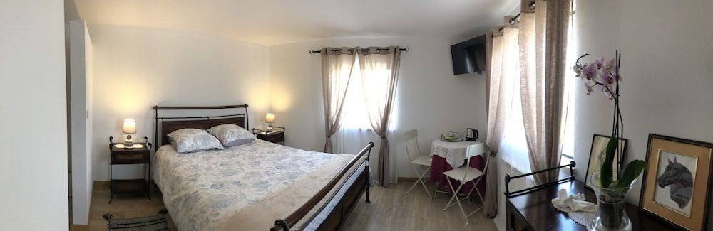 Basic Double Room, Hill View (2)