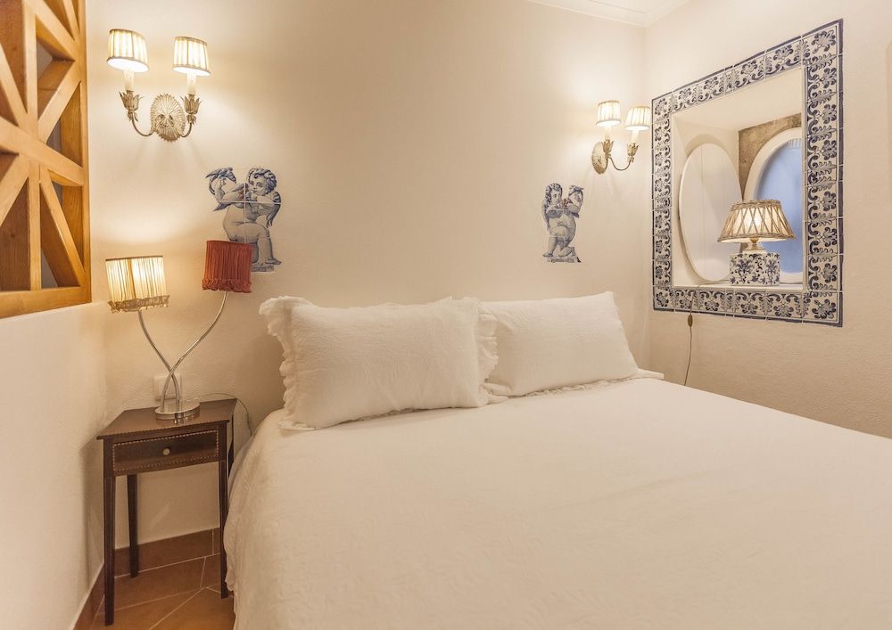 Villa Estefânia Premier Studio, 1 Bedroom, Non Smoking, Kitchenette (Glicinias) 3