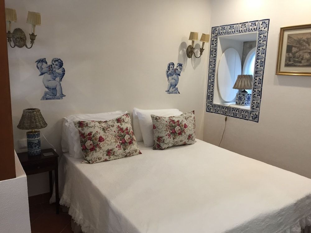 Villa Estefânia Premier Studio, 1 Bedroom, Non Smoking, Kitchenette (Glicinias) 6