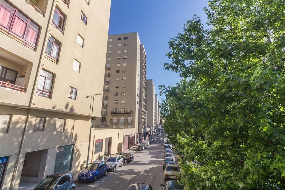 undefined House and People - Feliciano Ramos 2 4