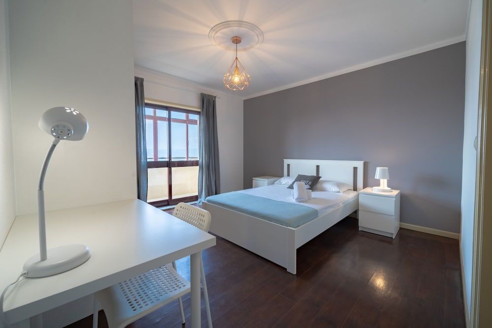 undefined House and People - Feliciano Ramos 2 6