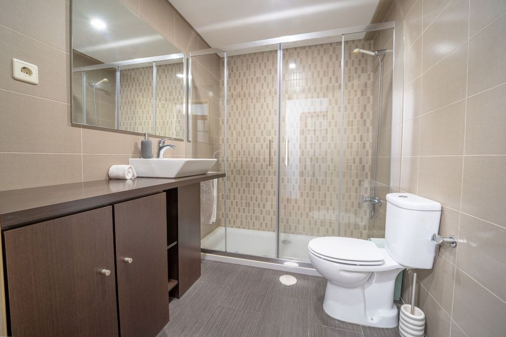 House and People - Feliciano Ramos 2 Apartment, 4 Bedrooms, Non Smoking, City View 32