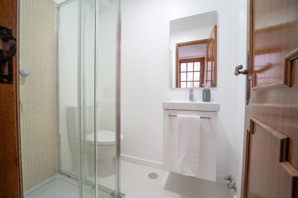 House and People - Feliciano Ramos 2 Apartment, 4 Bedrooms, Non Smoking, City View 30