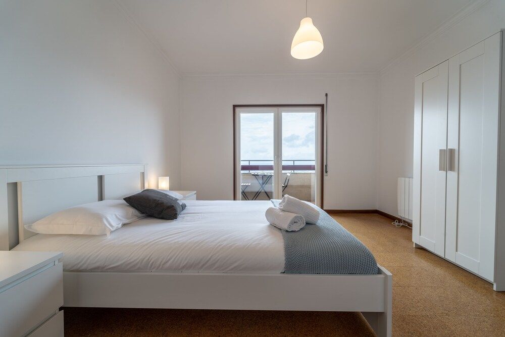 undefined House and People - Apartamento Espaçoso 8