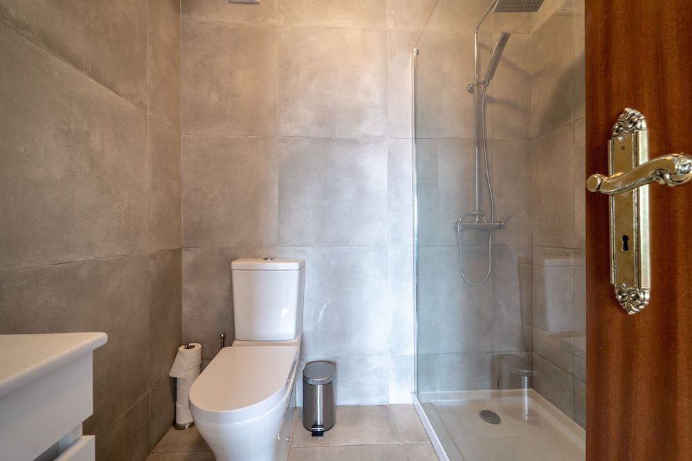 House and People - Apartamento Espaçoso Apartment, 3 Bedrooms, Balcony, City View 12