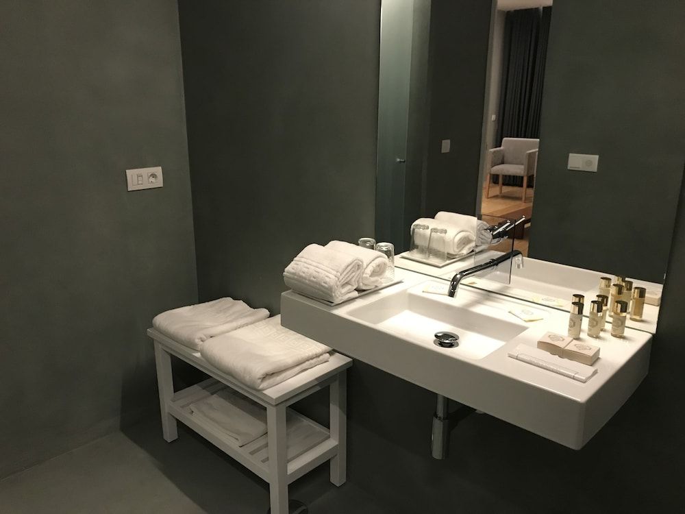 Aquafalls Nature Hotel Standard Room, River View 6