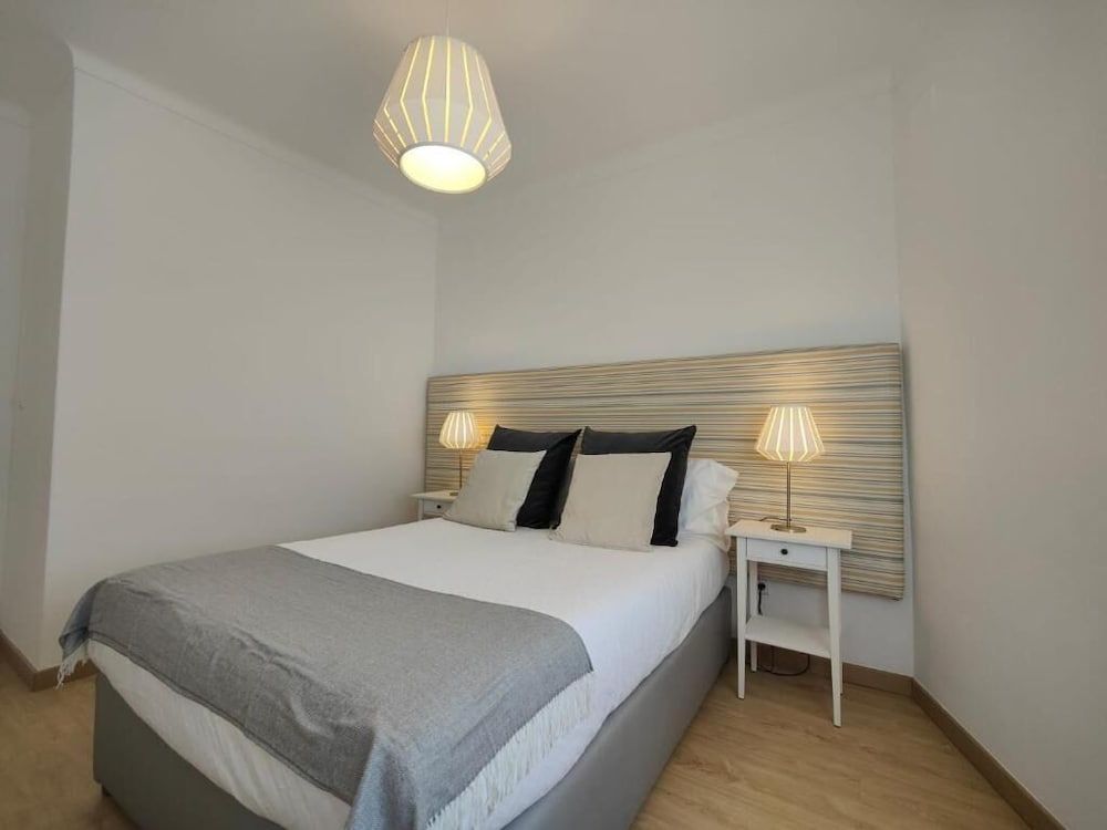 Corkoon Boutique Studios & Apartments - Duna Parque Group Apartment, 2 Bedrooms 4