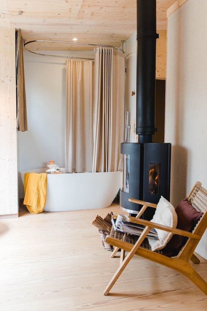 The Nest By Cooking and Nature Superior Room 12