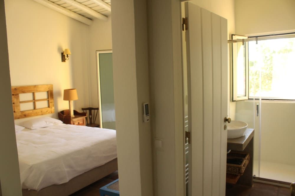 Traditional Double Room (Pinheiro)