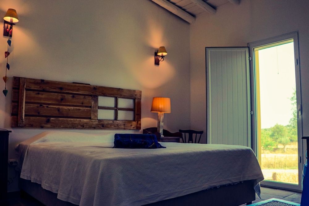 Traditional Double Room (Nogueira)