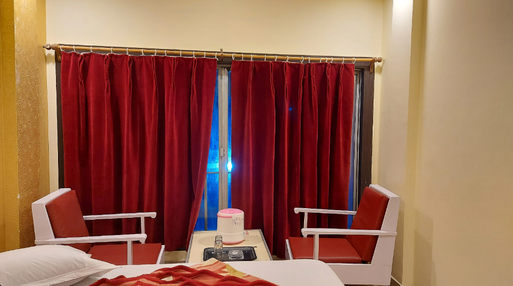Hotel Sea Coast Deluxe Double AC Room 4