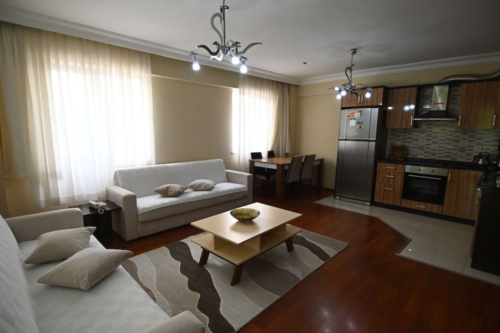 Grand Suite, Balcony, Mountain View