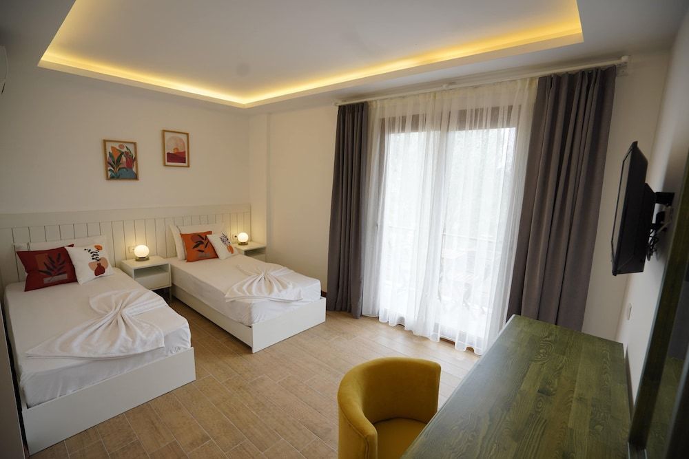 Deluxe Double or Twin Room, Mountain View