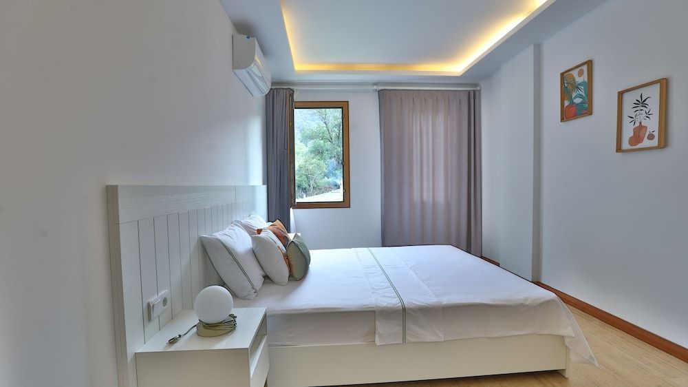 Deluxe Double Room, 1 Double Bed, Mountain View