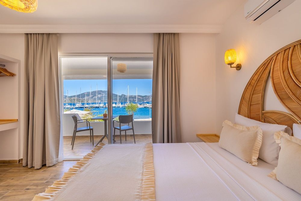 BASE Selimiye Standard Double Room 3