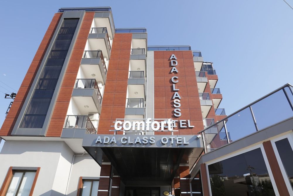 undefined Comfort Ada Class Hotel 2