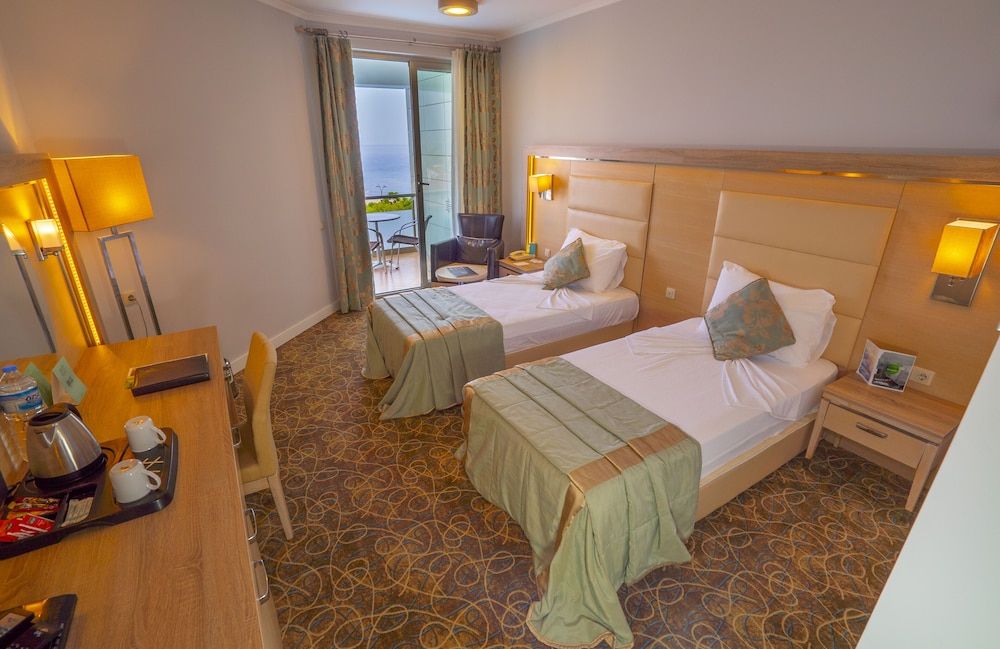 Standard Double or Twin Room, 1 Double or 2 Twin Beds, Sea View