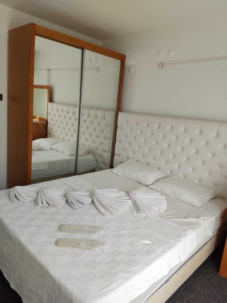 Avalon Otel Standard Double Room 10