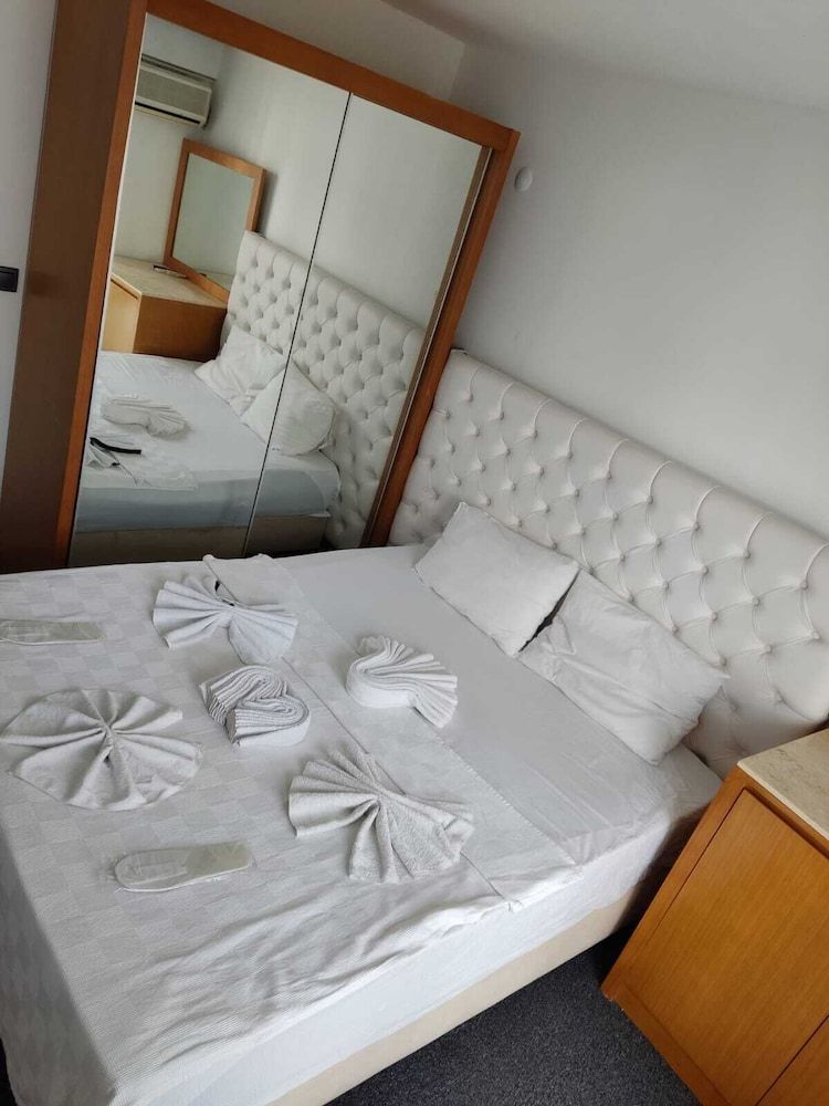 Avalon Otel Standard Double Room 15