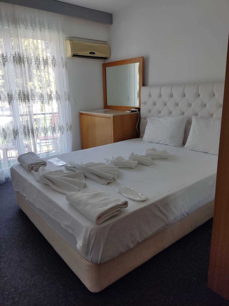 Avalon Otel Standard Double Room 18