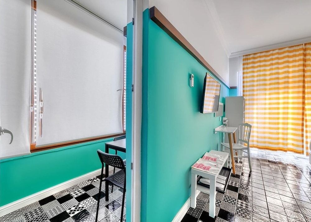 Anjeliq Downtown Boutique Hotel Large Room 3