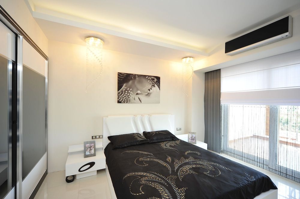 Classic Apartment, 1 Bedroom (One Bedroom)