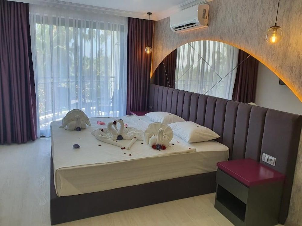 Deluxe Double Room, Park View