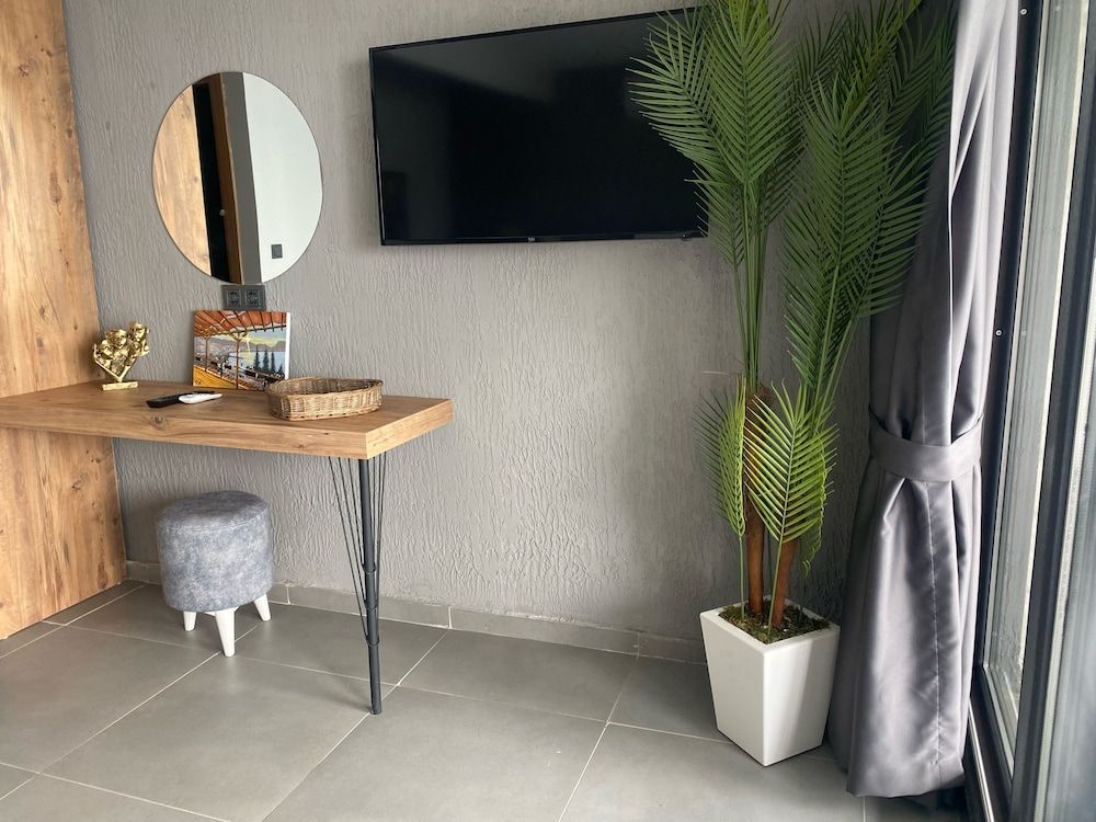 Castle Boutique Hotel Alanya Romantic Room, Bathtub, Sea View 26