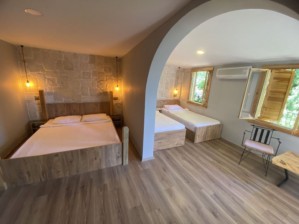 Castle Boutique Hotel Alanya Standard Quadruple Room, Sea View 2
