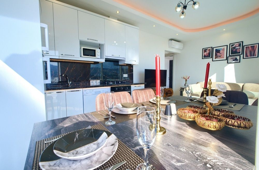 Deluxe Condo
