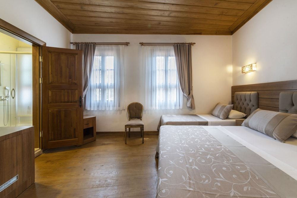 Armistis Hotel Standard Triple Room 2