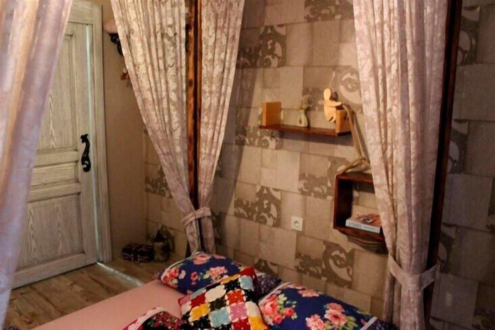 Akide Butik Hotel Standard Double Room, Balcony 7