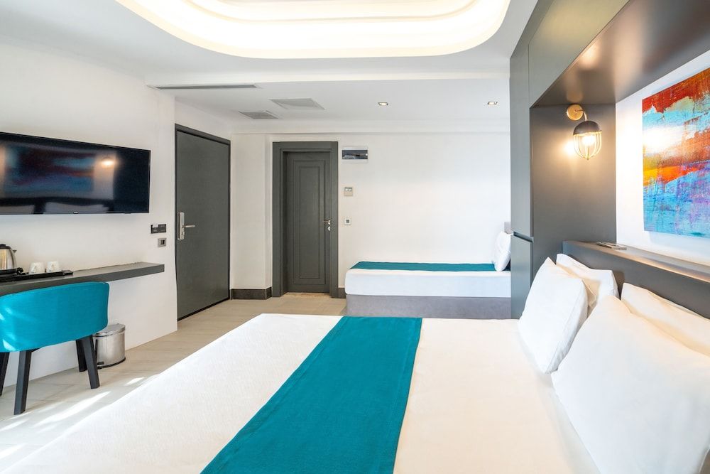 Family Room, Jetted Tub, Sea View