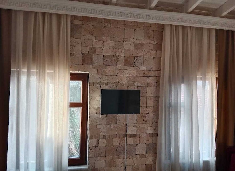 Mylos Otel Deluxe Triple Room, City View 4