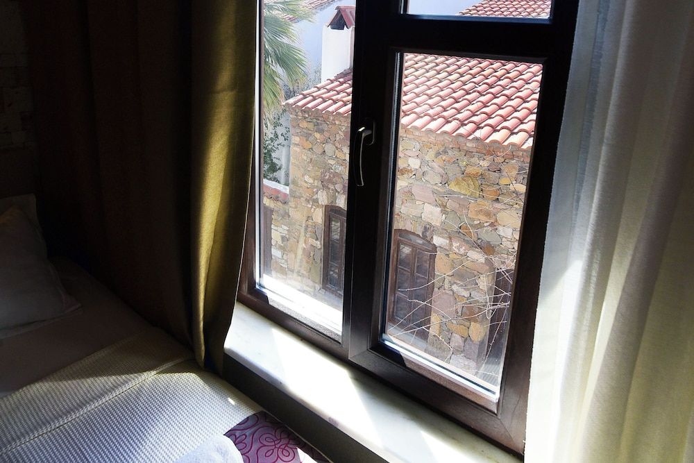 Mylos Otel Junior Double Room 4