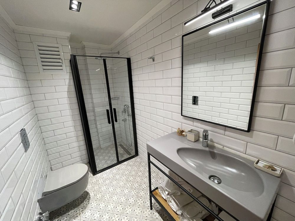 Oikos Bozcaada Superior Triple Room, Garden View, Garden Area 2