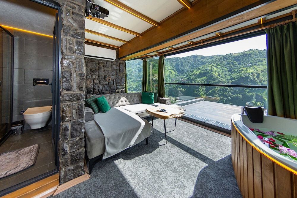 Pavri Suit Bungalov Deluxe Room, Lake View 4